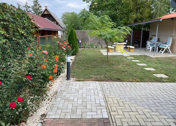 Eszter Vendeghaz Berekfürdő