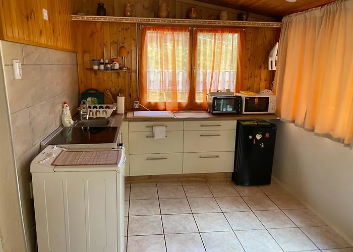 招待所 Eszter Vendeghaz Berekfürdő